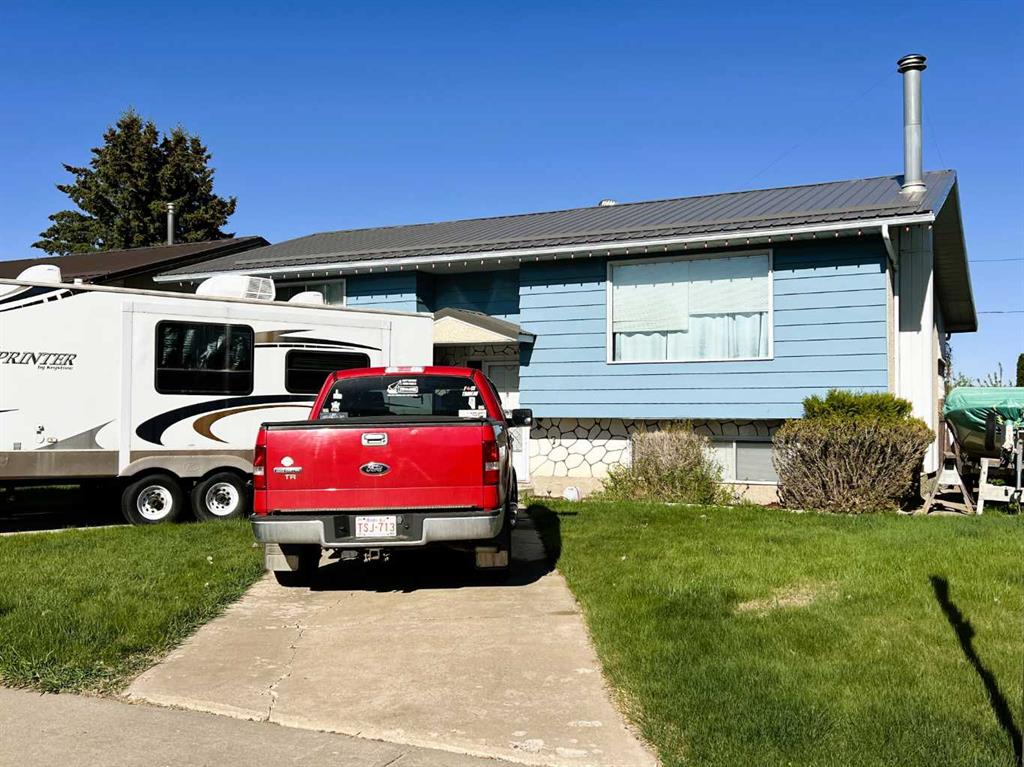 819 4 Street SE, Redcliff