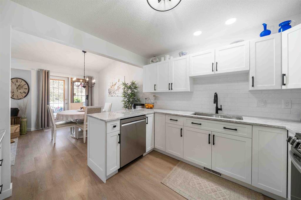 74 Park Meadows Lane SE