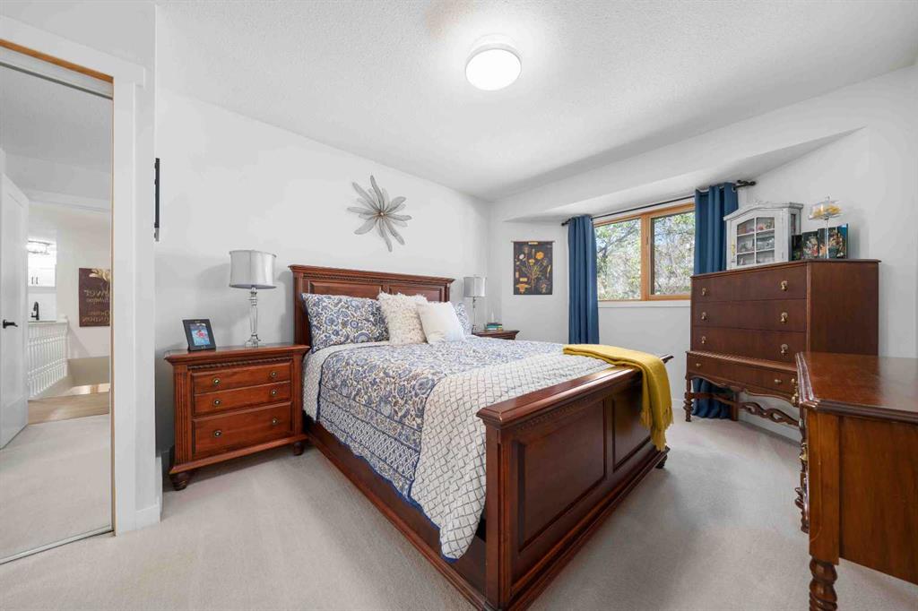 74 Park Meadows Lane SE