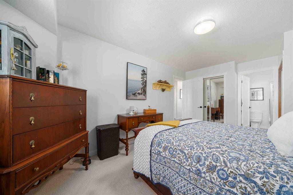 74 Park Meadows Lane SE