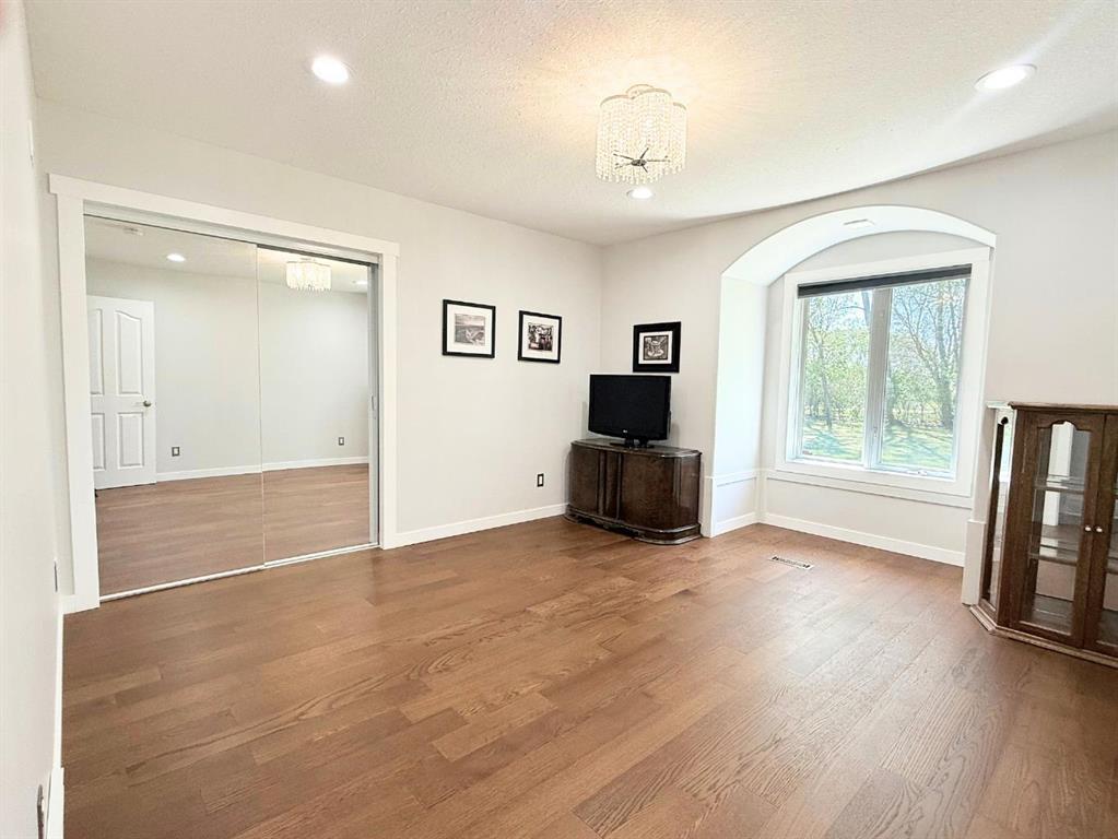 12112A Range Road 55  