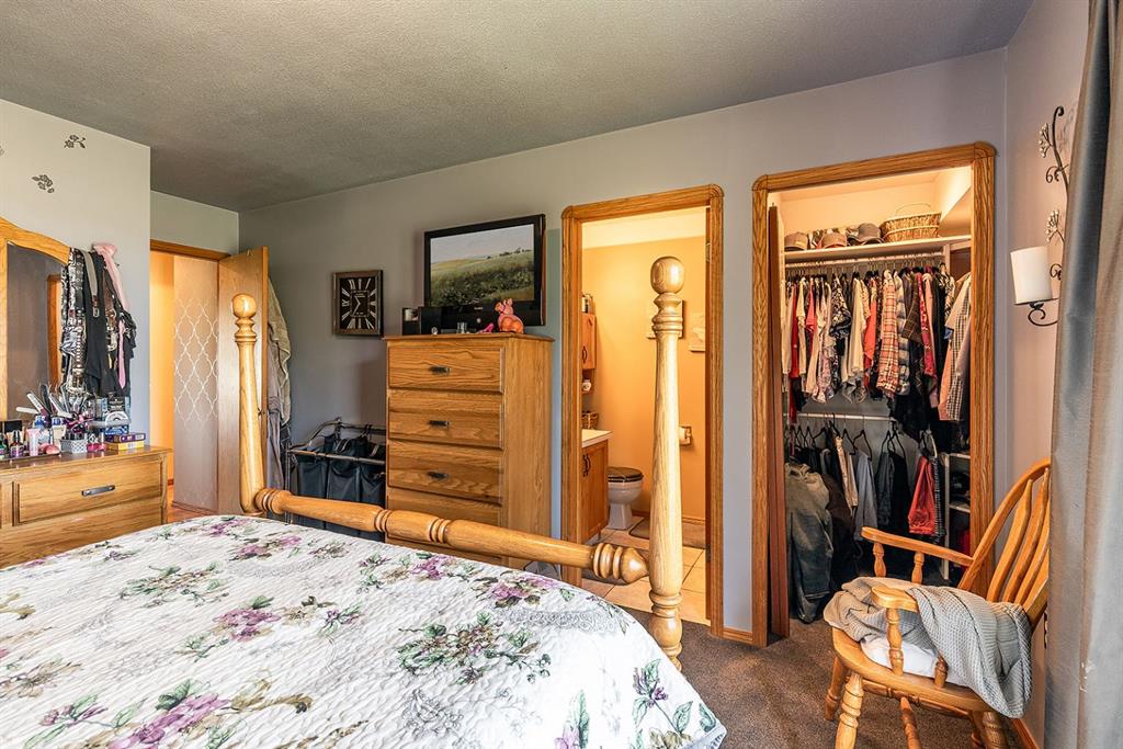  12404 Range Road 71  