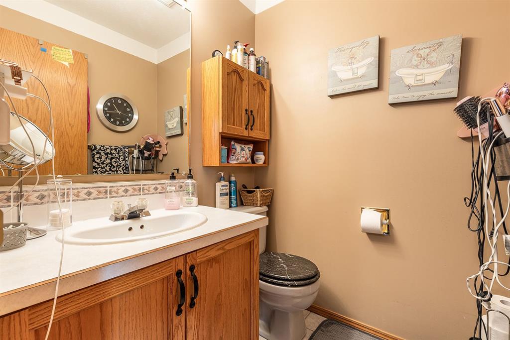  12404 Range Road 71  