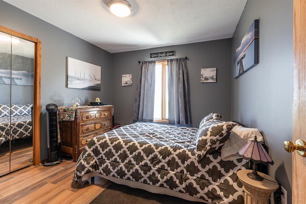  12404 Range Road 71  