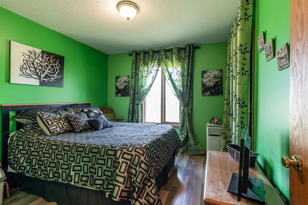  12404 Range Road 71  