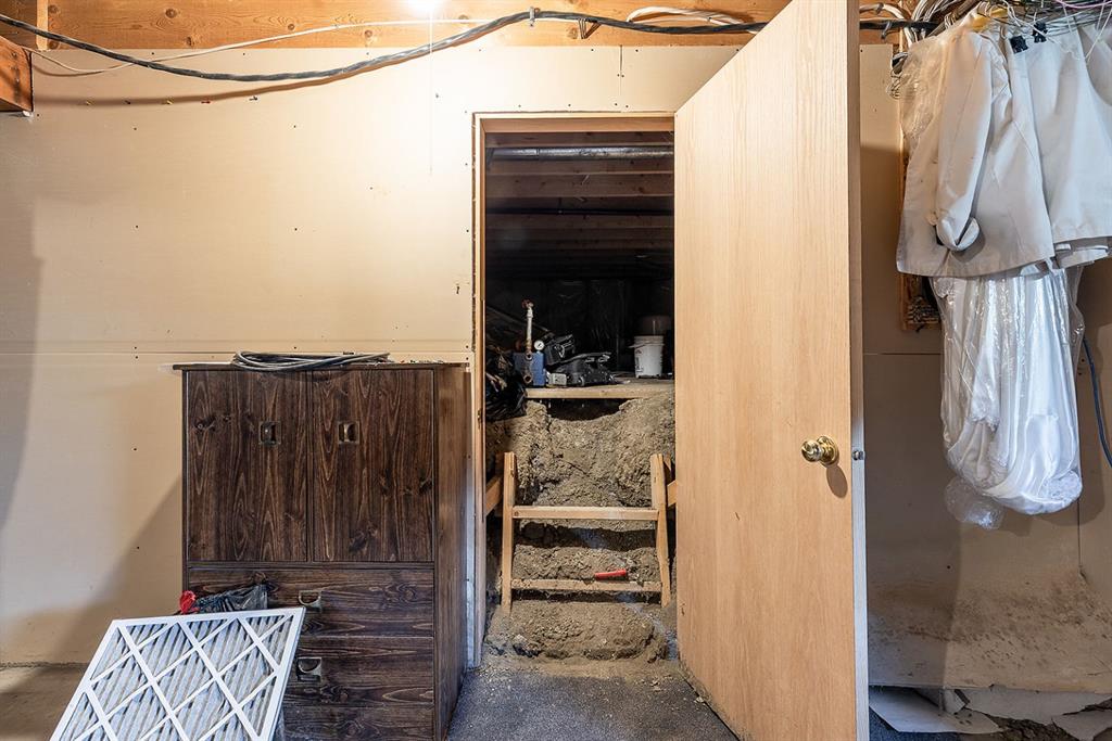  12404 Range Road 71  