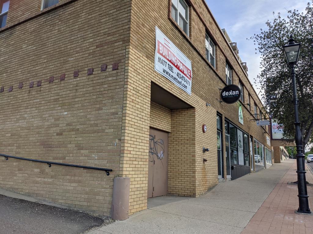 #202 545 4 Street SE