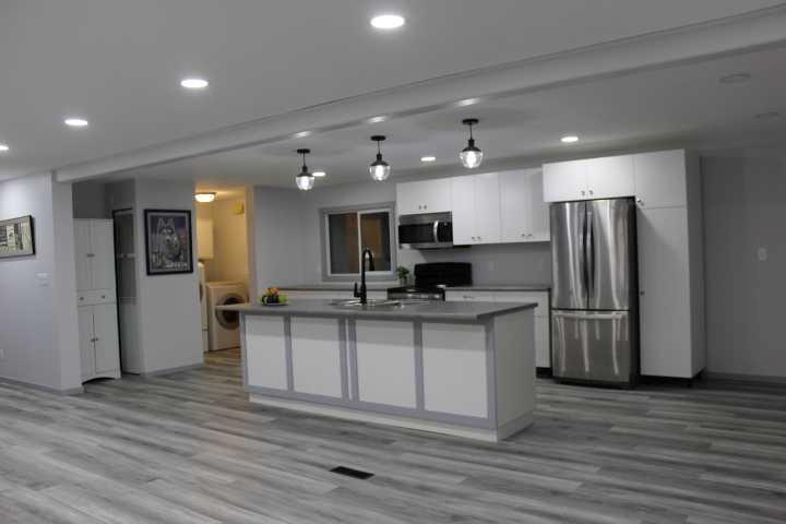 205 4 Street W