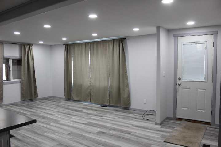 205 4 Street W