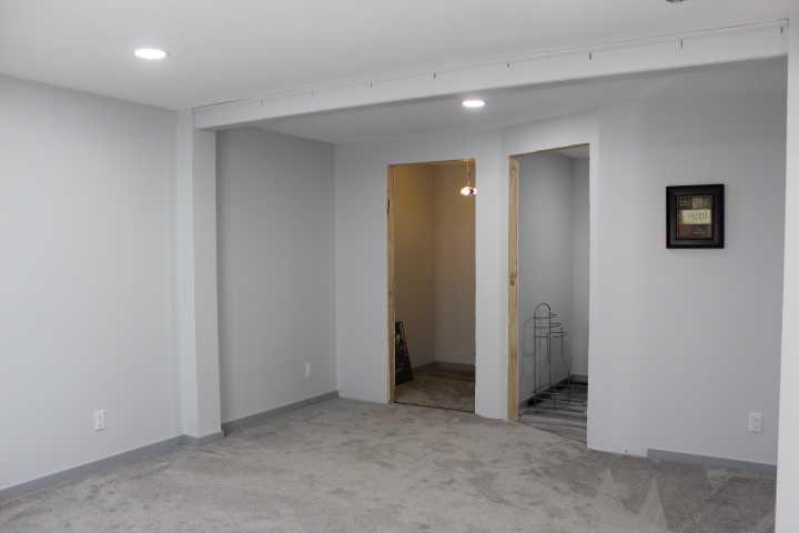205 4 Street W