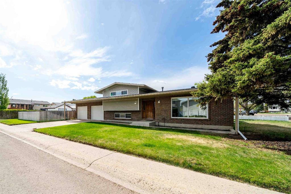 353 20 Street NE, Medicine Hat
