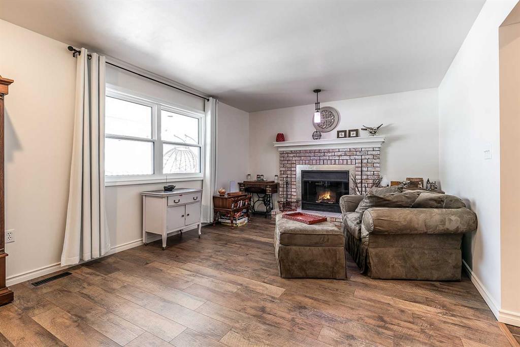 12 Taylor Boulevard SE