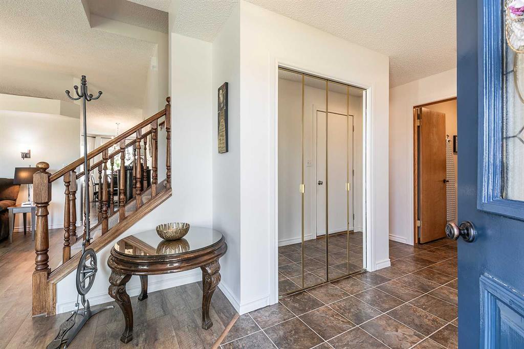 12 Taylor Boulevard SE