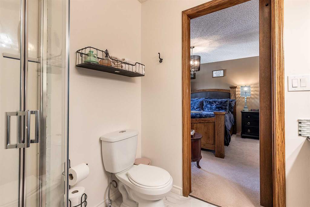12 Taylor Boulevard SE