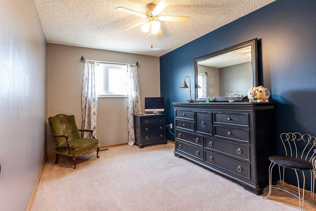 12 Taylor Boulevard SE