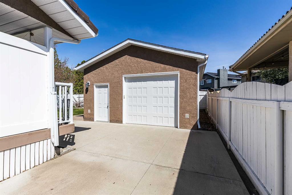 12 Taylor Boulevard SE