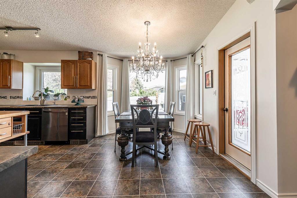 12 Taylor Boulevard SE