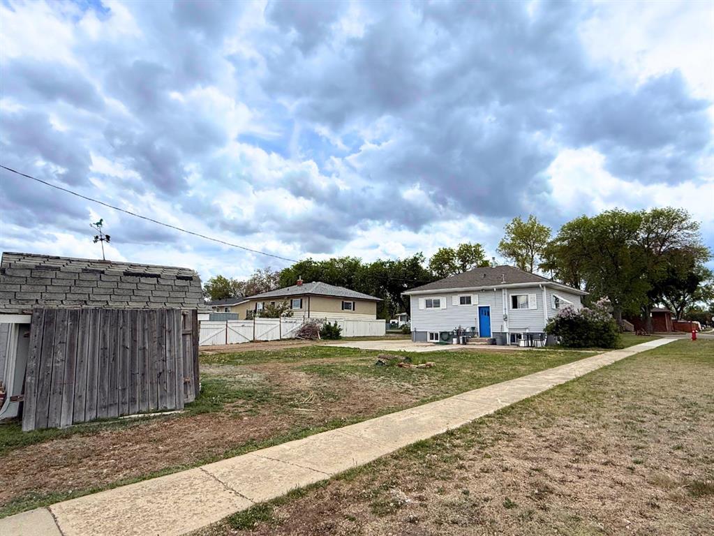 501 Broadway Avenue E