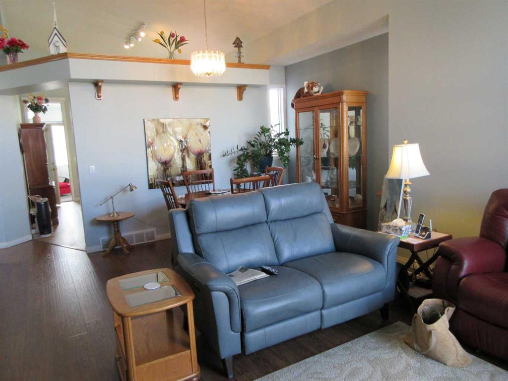 51 VINTAGE MEADOWS Place SE