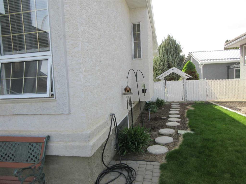 51 VINTAGE MEADOWS Place SE