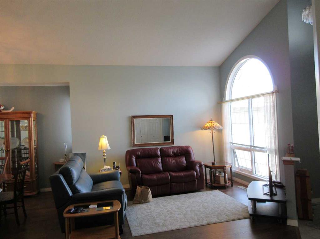 51 VINTAGE MEADOWS Place SE