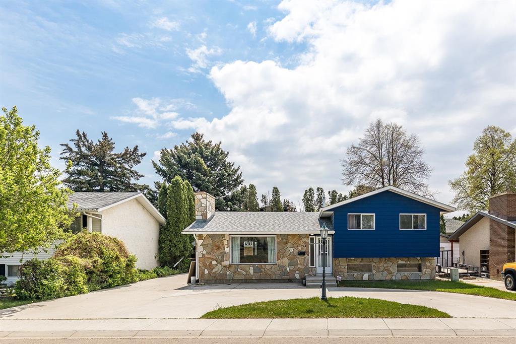 16 Red Deer Drive SW, Medicine Hat