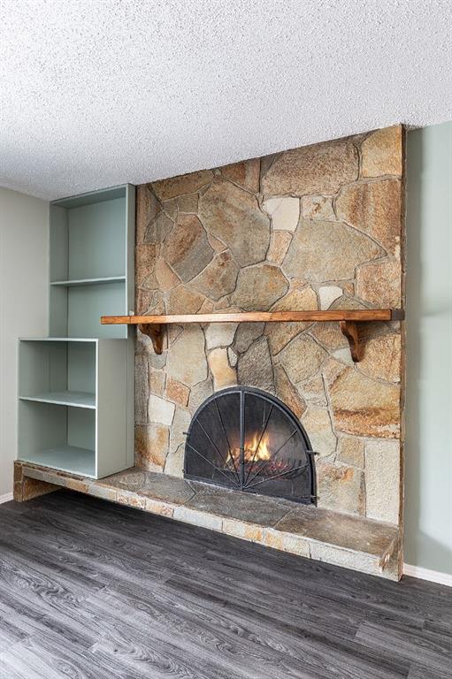 16 Red Deer Drive SW
