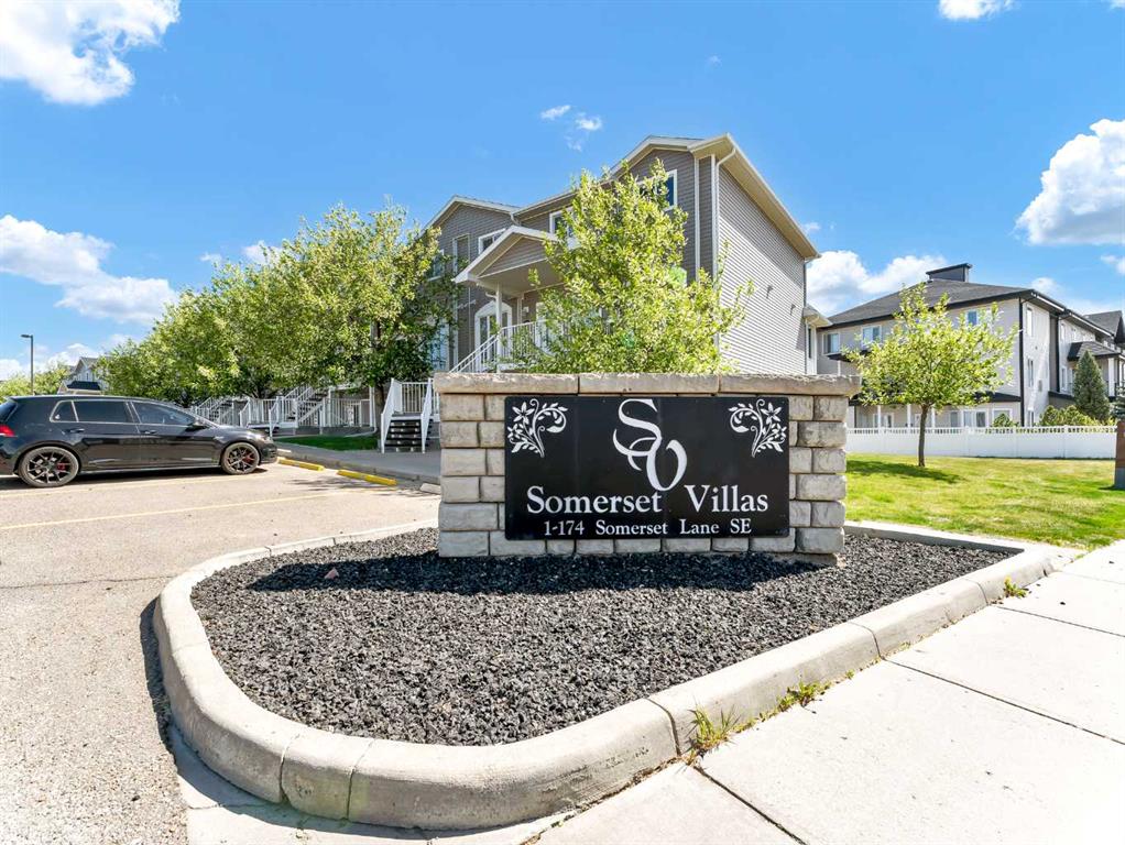 102 Somerset Lane SE, Medicine Hat