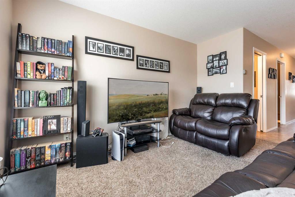 44 Saamis Meadows Lane SW