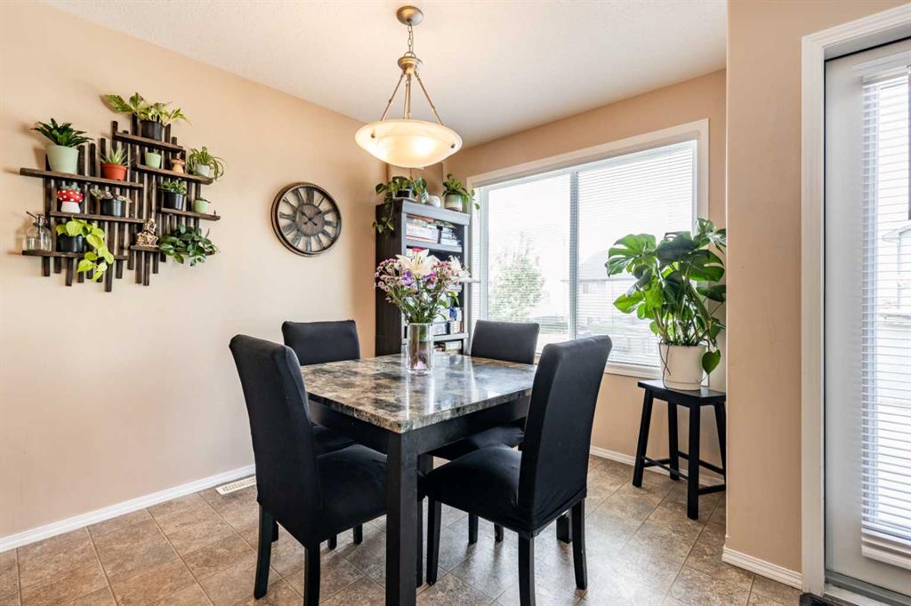 44 Saamis Meadows Lane SW