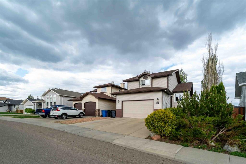 19 Vista Close SE