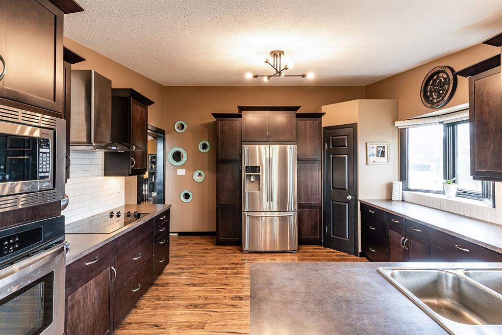 44 Valleyview Drive SW