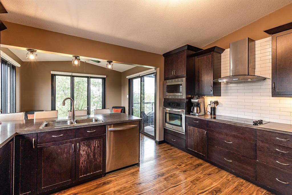 44 Valleyview Drive SW