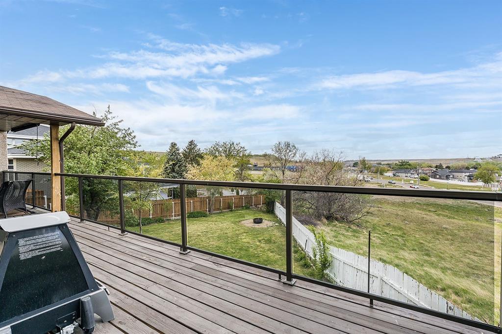 44 Valleyview Drive SW