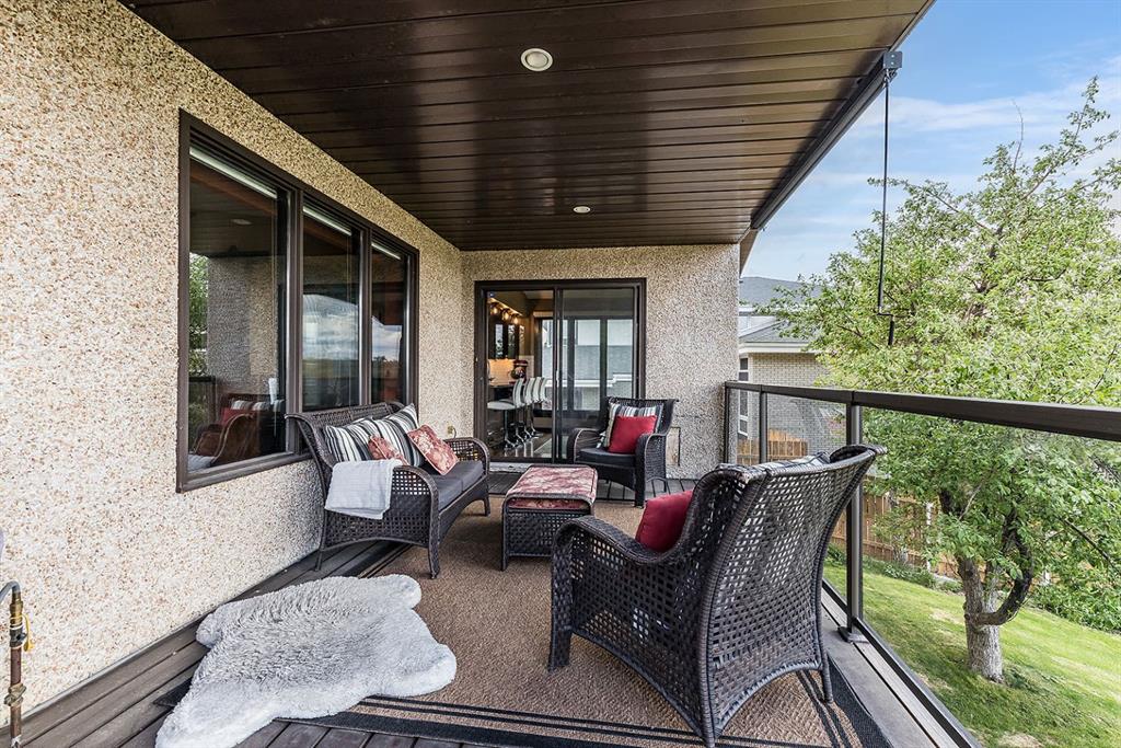 44 Valleyview Drive SW