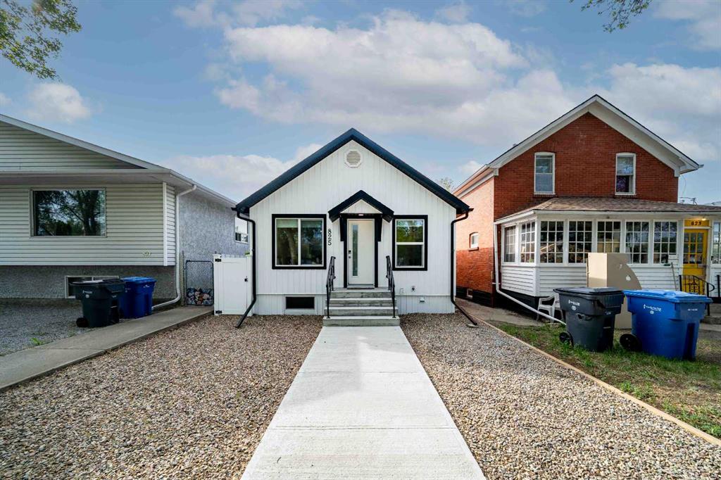 825 4 Street SE, Medicine Hat