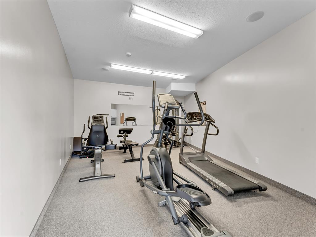 #27 298 Somerset Way SE
