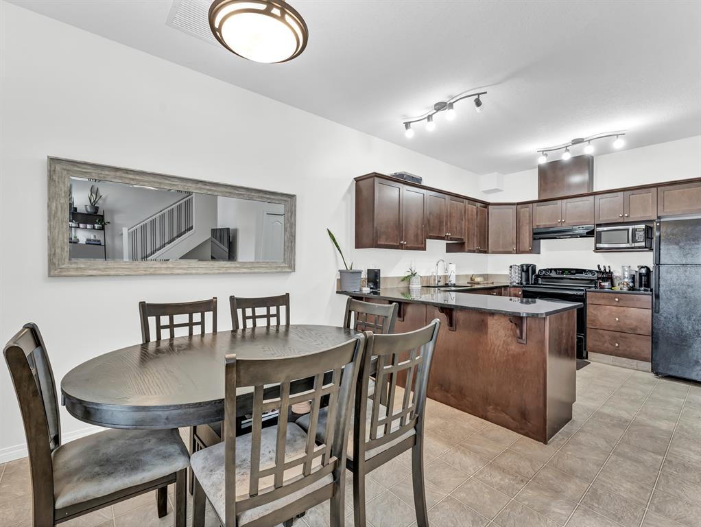#27 298 Somerset Way SE