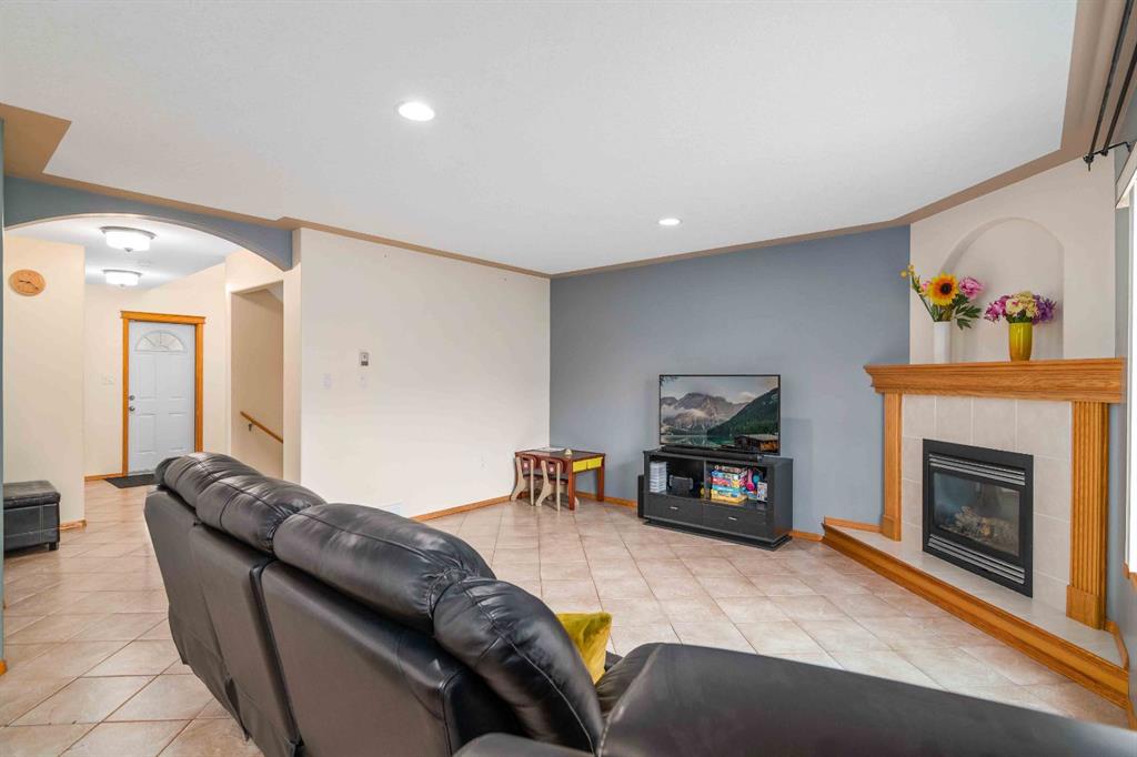 194 Ranchlands Boulevard NE