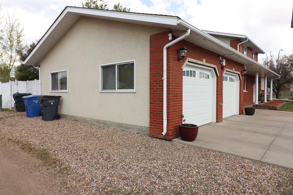 54 Rossdale Road SE