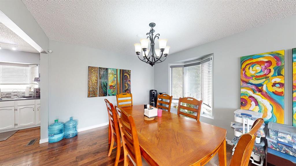 54 Rossdale Road SE