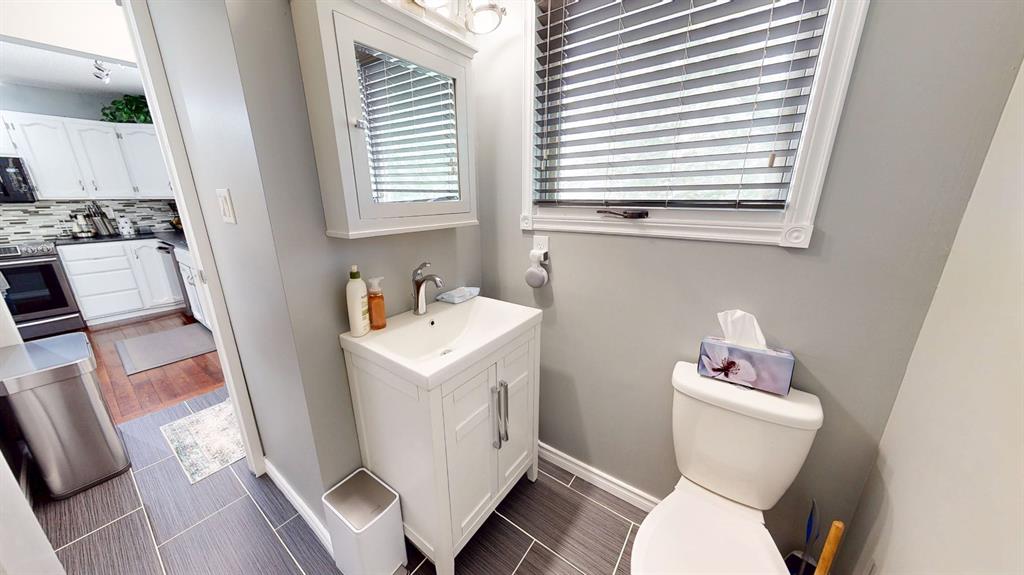 54 Rossdale Road SE