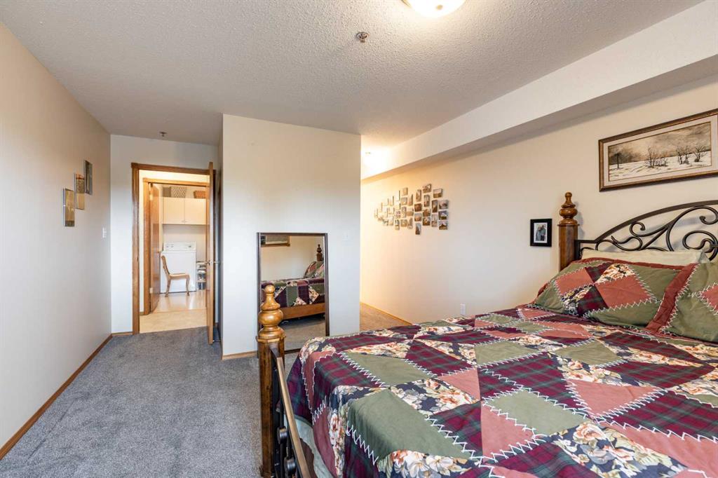#202 22 Park Meadows Drive SE