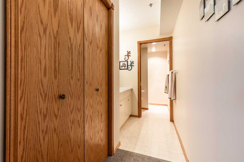 #202 22 Park Meadows Drive SE