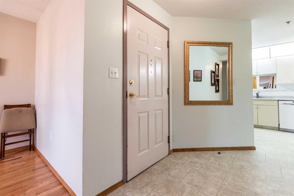 #202 22 Park Meadows Drive SE