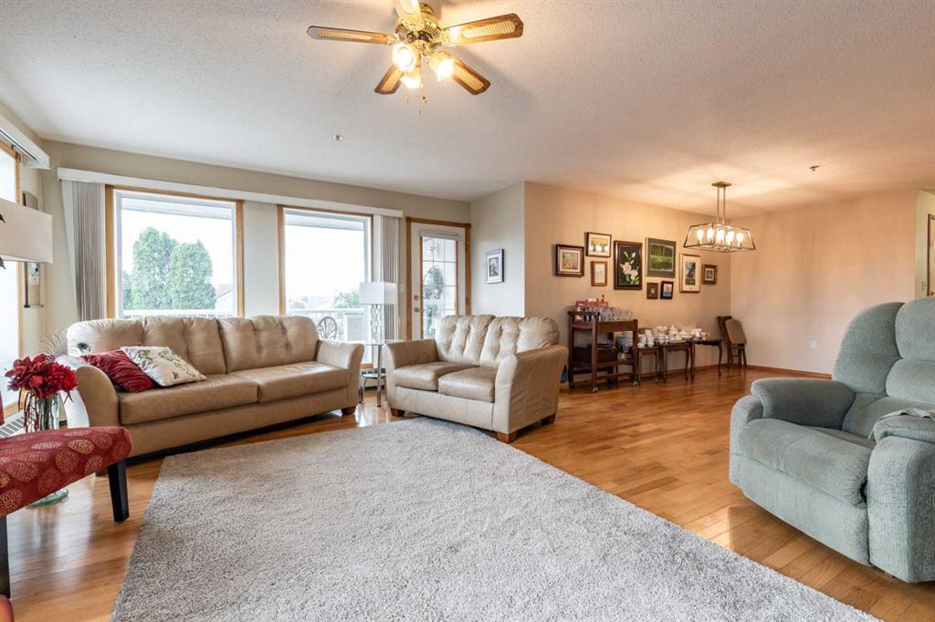 #202 22 Park Meadows Drive SE