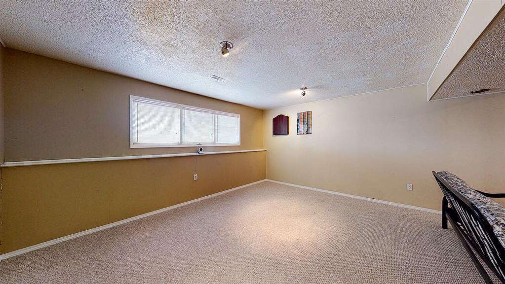 7 Valleyview Drive SW