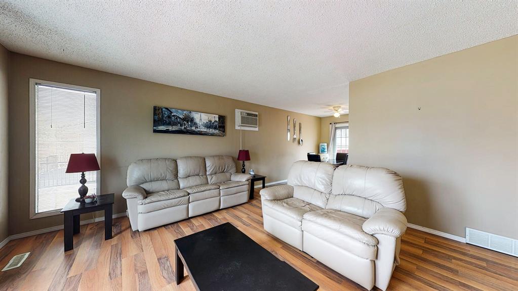 7 Valleyview Drive SW