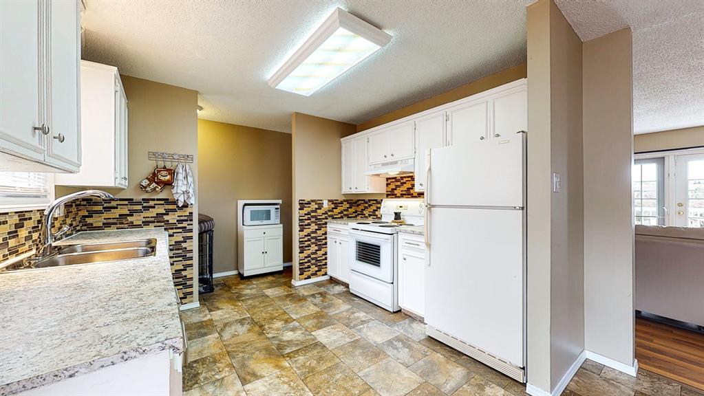 7 Valleyview Drive SW