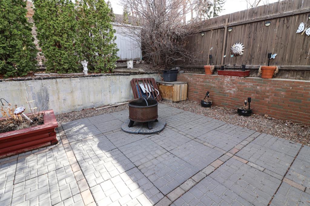 7 Valleyview Drive SW
